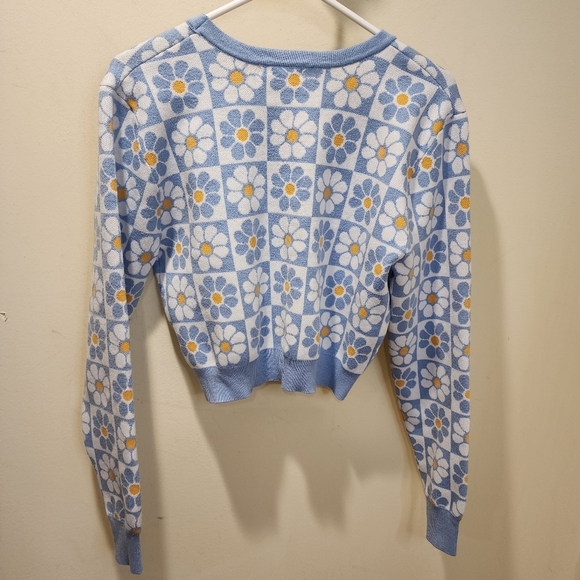 Stella Tweed Y2K Daisy Print V neck button Down Crop sweater size M - Picture 2 of 10